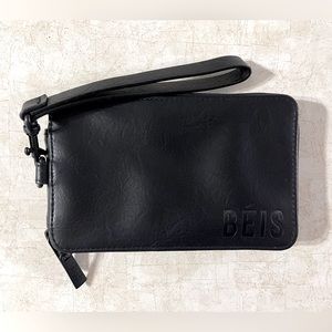 BEIS Travel Wallet in black